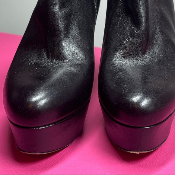 Christian Louboutin women’s Booty red bottoms calf leather heel size 39 - Picture 10 of 10